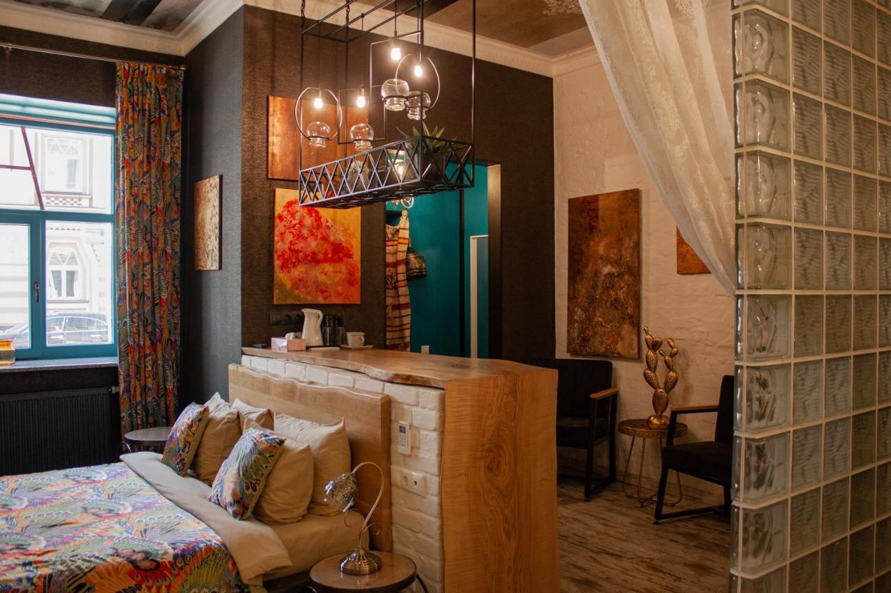 Manna Boutique Hotel (Adults Only) Kiev Exteriör bild
