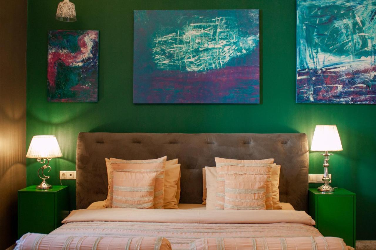 Manna Boutique Hotel (Adults Only) Kiev Exteriör bild