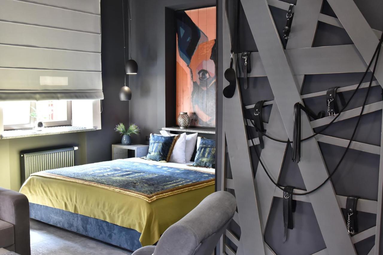 Manna Boutique Hotel (Adults Only) Kiev Exteriör bild