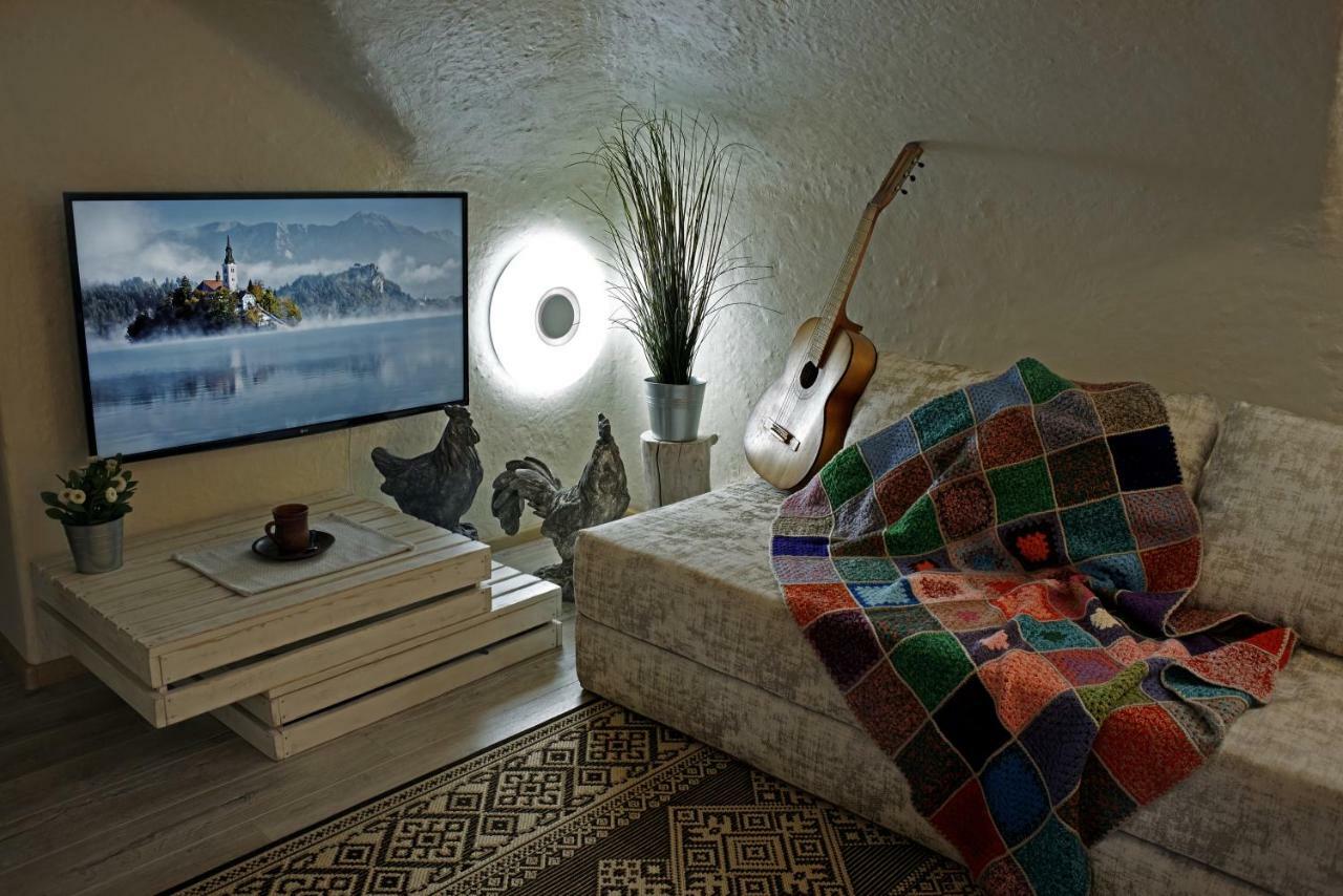 Manna Boutique Hotel (Adults Only) Kiev Exteriör bild